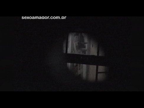 ❤️ Blondie bakal diam-diam videotaped dening tetanggan voyeur umpetaken konco bricks kothong ❤ Porno ing pornojv.kanalmoscow.ru ❤