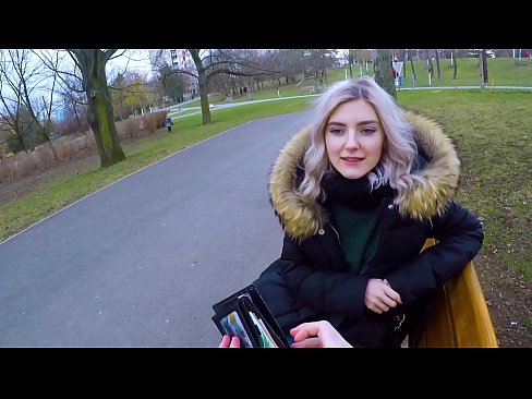 ❤️ Swallows cum panas wong liyo kang kanggo dhuwit - bukkake ing taman dening Eva Elfie ❤ Porno ing pornojv.kanalmoscow.ru ❤